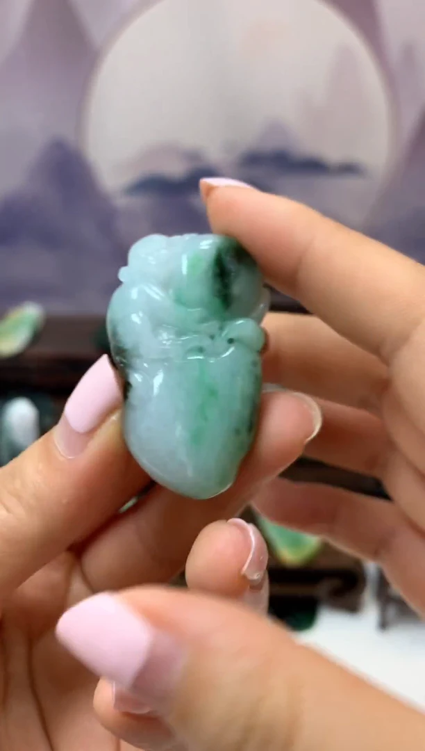 翡翠挂件未镶嵌翡翠挂件