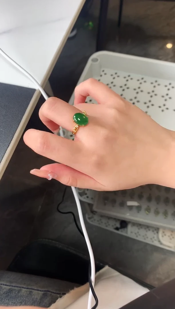 【闪购商品】翡翠戒指银S925镶嵌52141