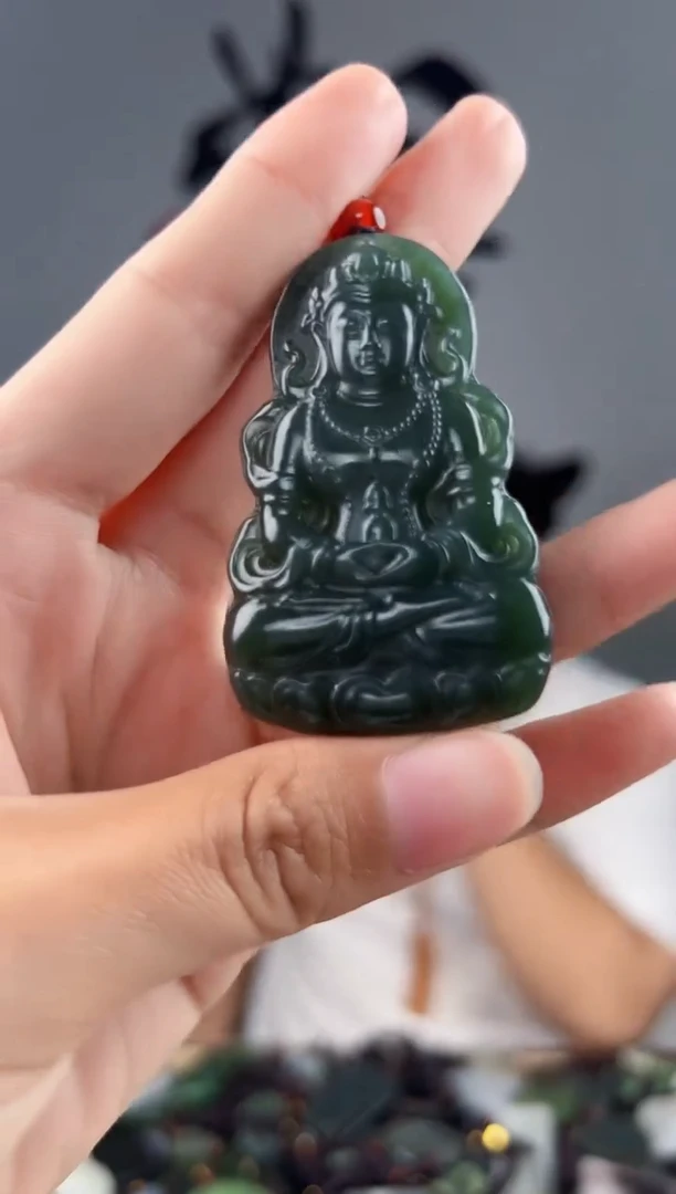 颈饰未镶嵌和田玉拍一发一，多样性发货