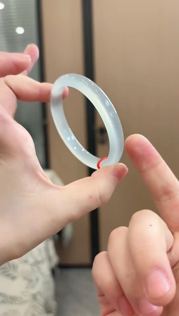 手镯玛瑙/玉髓未镶嵌56圈