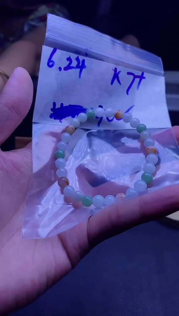 定制翡翠未镶嵌天然缅甸A货翡翠