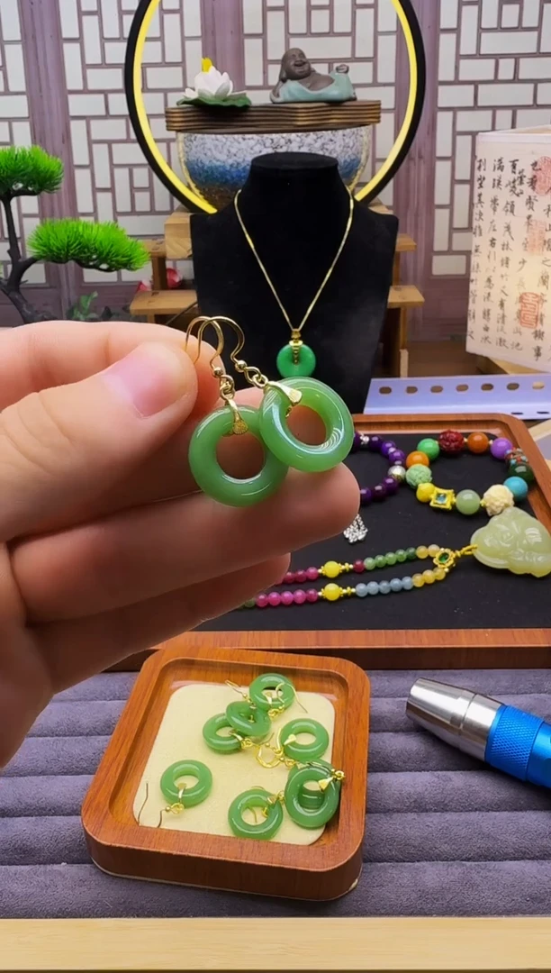 和田玉14K金镶嵌耳饰E126