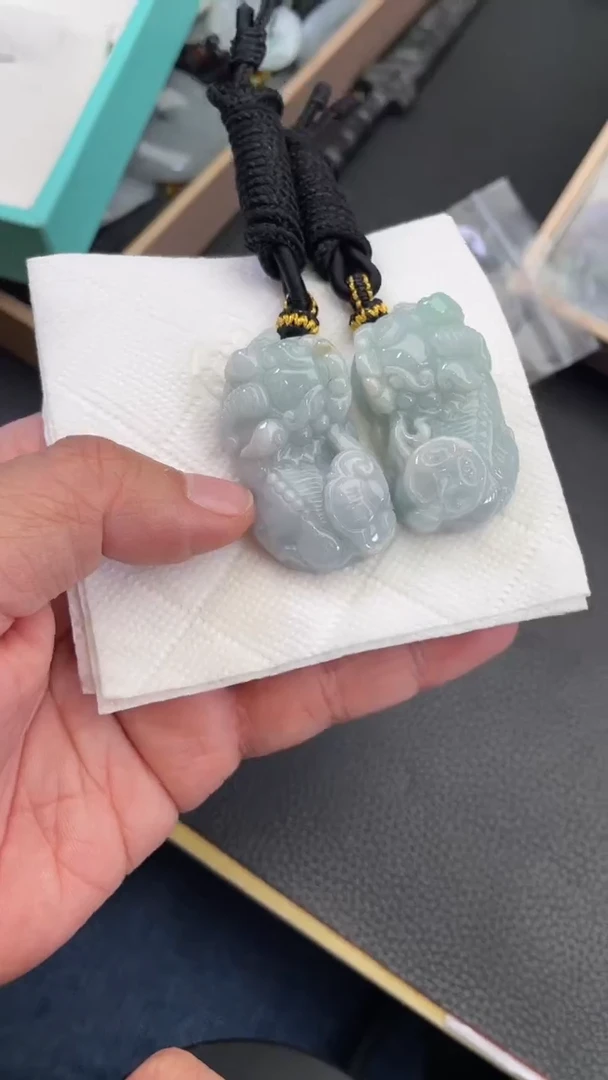 颈饰未镶嵌翡翠天然缅甸翡翠A货153