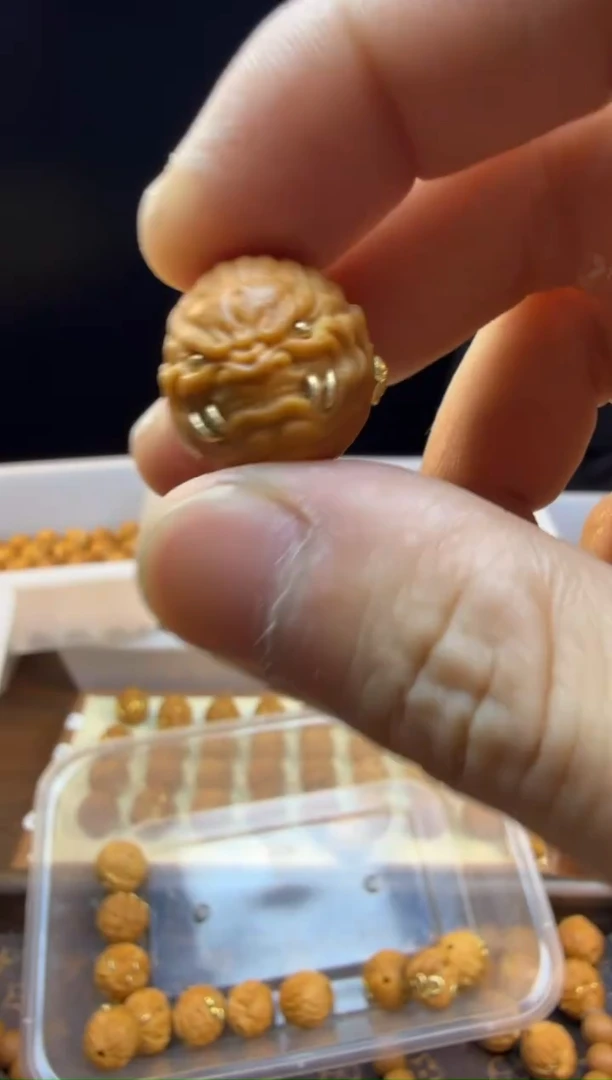 吊坠猴头核桃明王 獠牙  重工