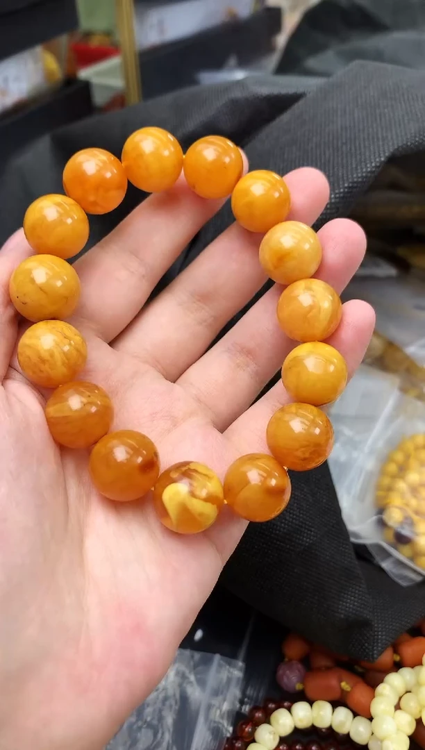 未镶嵌琥珀珠宝奇石58