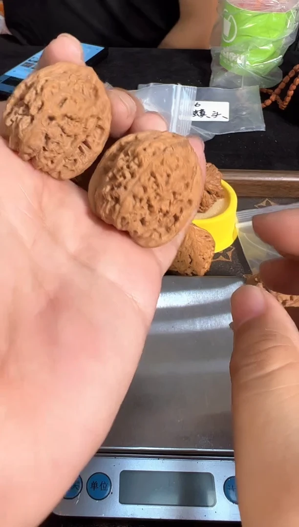 把件核桃全品33尺高炮南疆石