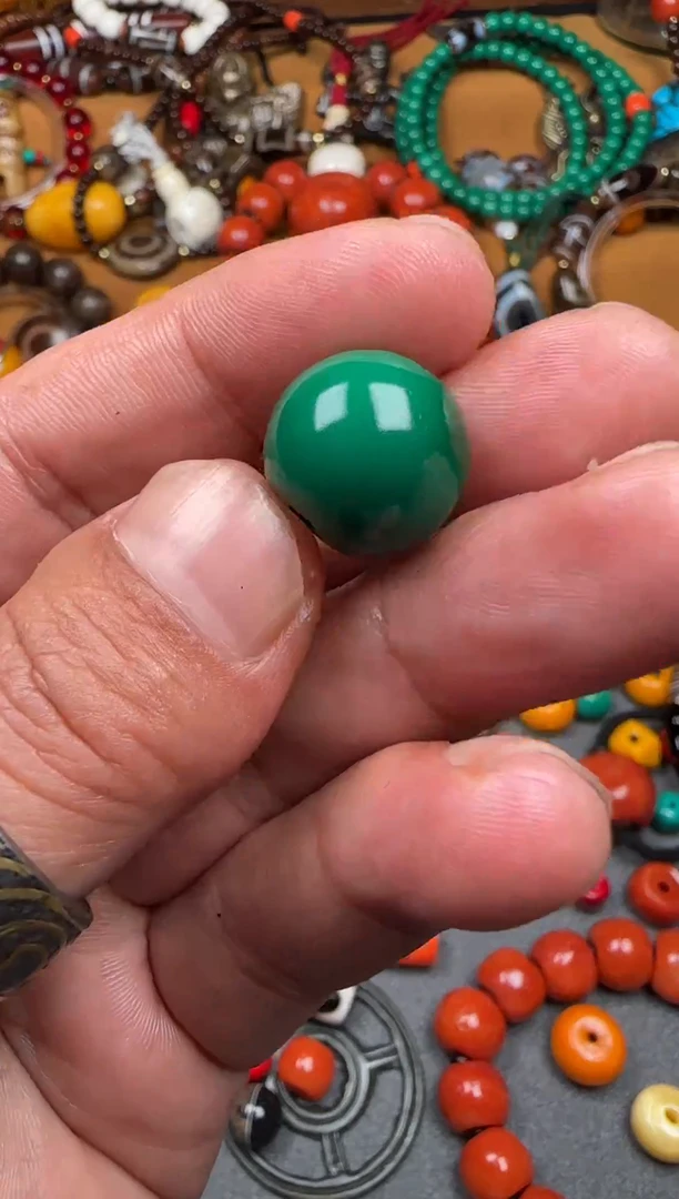 无非金属猫哥古珠精品一颗老油绿