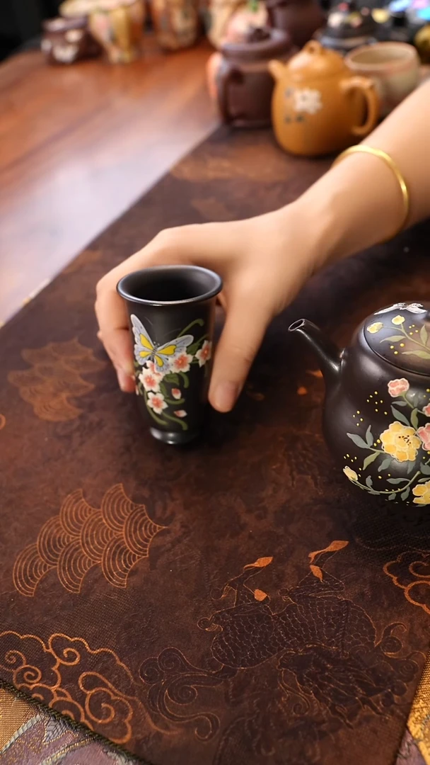 茶壶紫砂蝴蝶闻香