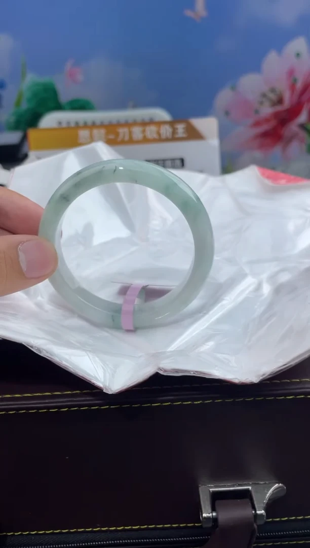 翡翠手镯未镶嵌25翡翠手镯