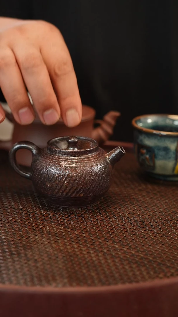茶壶紫砂原矿手工制作