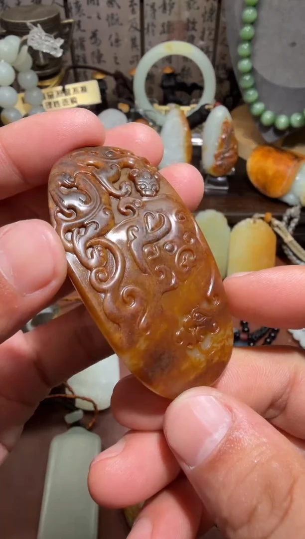 未镶嵌和田玉挂件和田玉