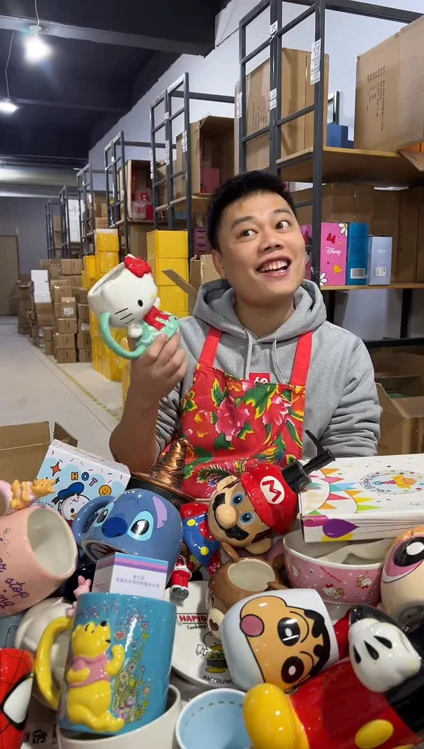 【闪购商品】杯圣诞绿色裙子kt全身杯