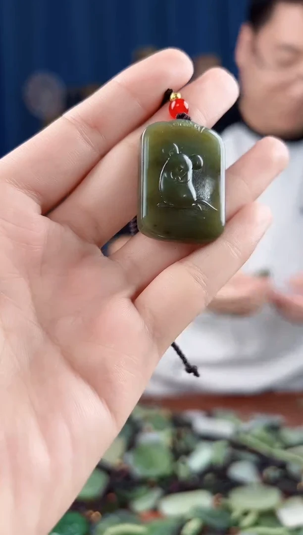 未镶嵌和田玉挂件拍一发一，