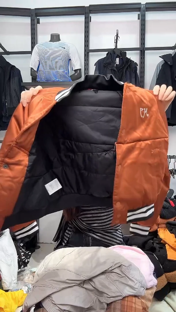 2252编码  瑕疵直播间过款为准 尺码M