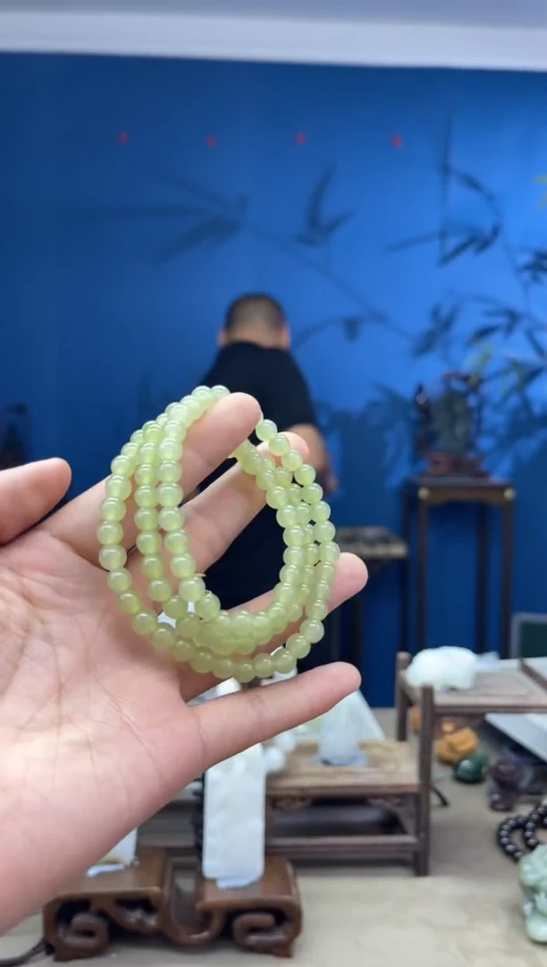 和田玉未镶嵌颈饰1