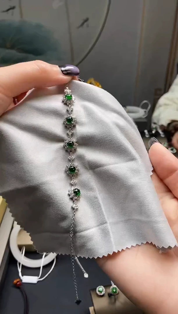 【闪购商品】翡翠手链银S925镶嵌2502100149 HZ 翡翠手链