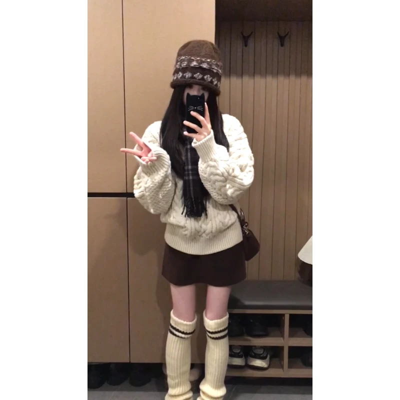 MARIE.COCO新款韩系高级感软糯针织衫温柔风毛衣搭半身裙秋冬套装