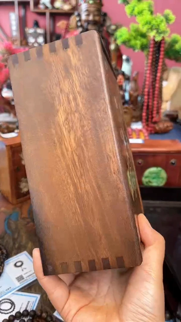 【闪购商品】木中之❤王妍妍批发107-方关二爷-木盒