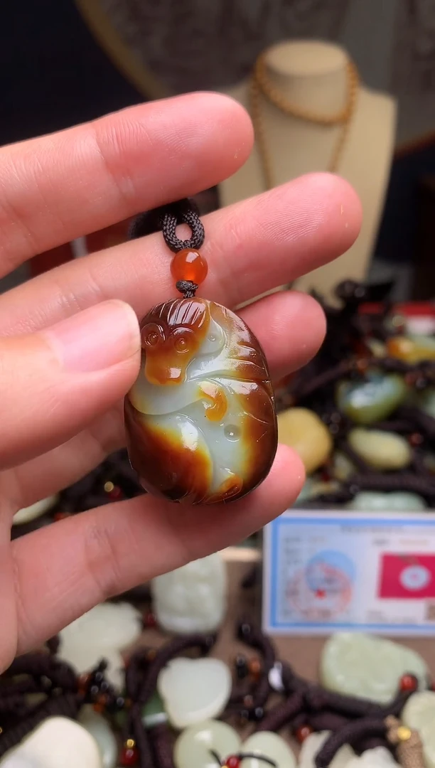 颈饰未镶嵌和田玉新疆料青海料清水和田玉吊坠