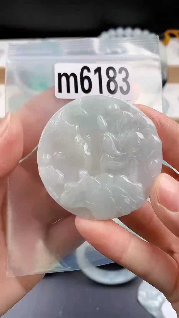 颈饰未镶嵌翡翠颈饰未镶嵌缅甸天然翡翠吊坠