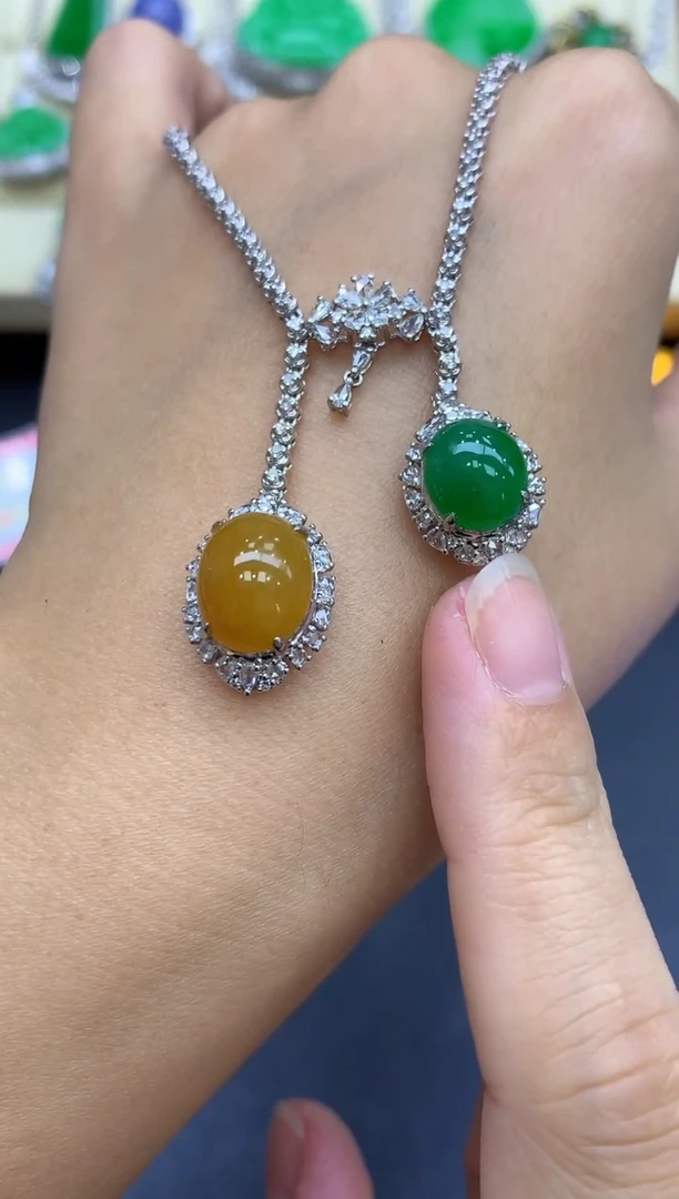 颈饰18K金镶嵌翡翠433-中国好珍宝