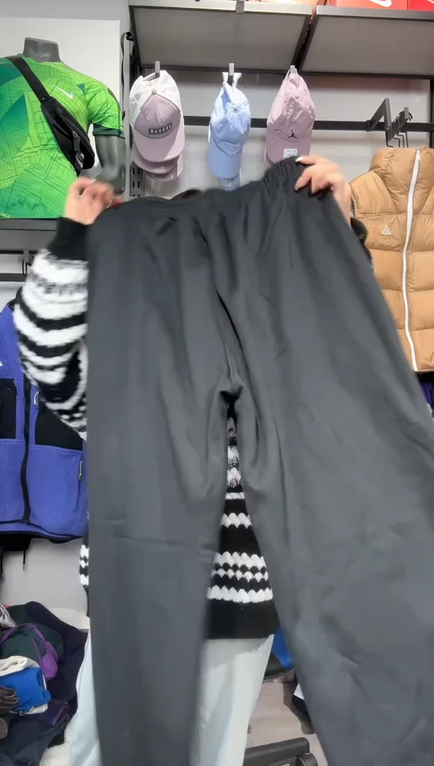 1253  编码 瑕疵款直播间过款为准 尺码