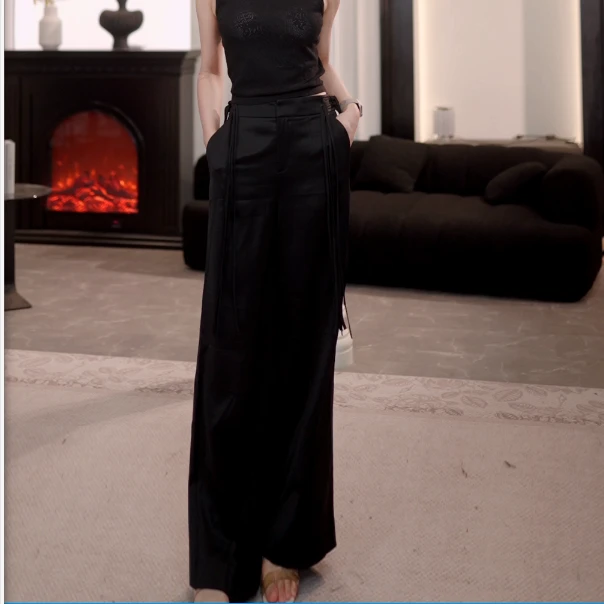 【曼德诗 】新中式新款国风醋酸黑色直筒休闲裤M102311281