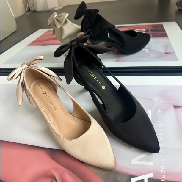 020412-18-19加肥蝴蝶结大码女鞋高跟鞋细跟尖头气质中空单鞋凉鞋