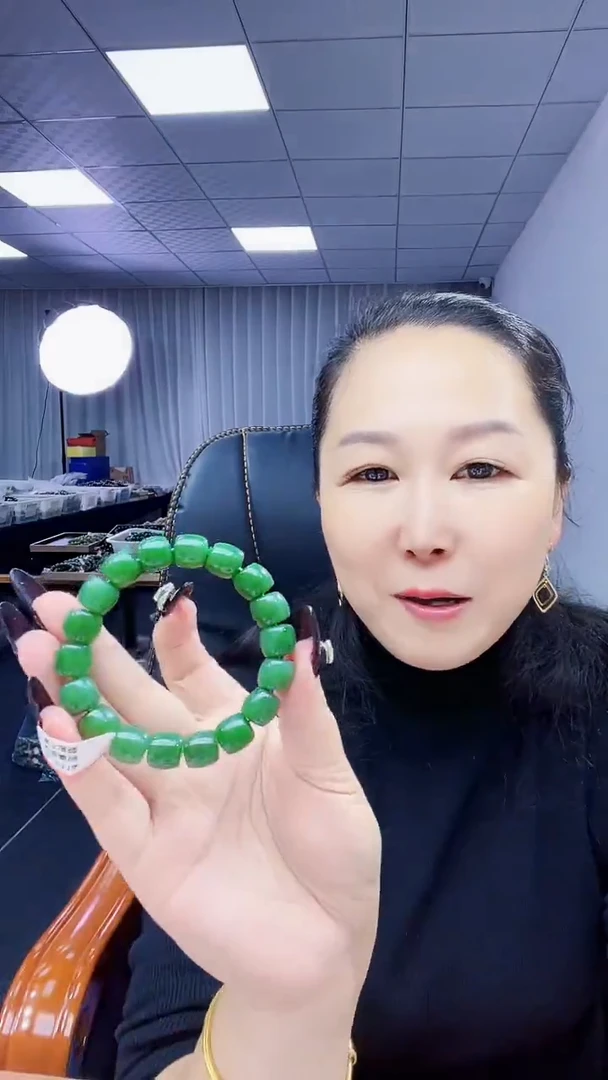 未镶嵌手串和田玉纯天然和田玉俄碧乌兰海苹果绿12