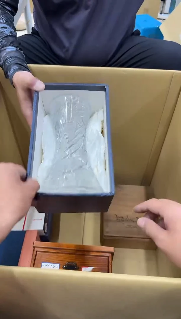 琉璃手工艺品皮*134