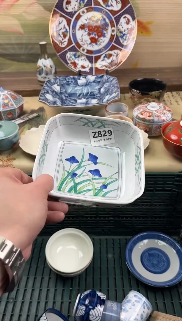 瓷片清*欢829