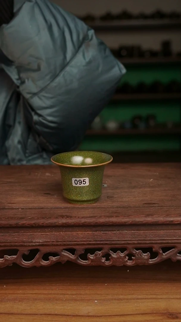 杯095号茶叶末洒金马蹄杯