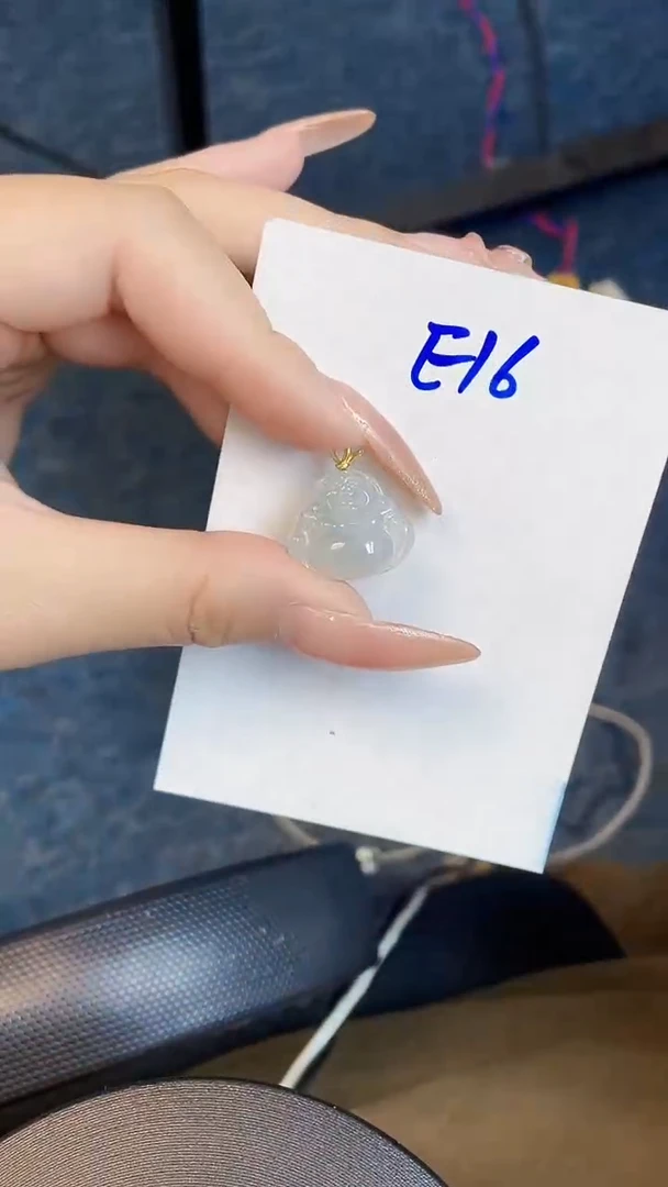 【闪购商品】翡翠颈饰18K金镶嵌00000000