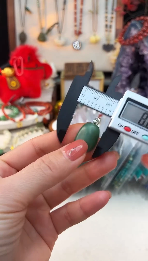 未镶嵌和田玉手饰@@B921D019728