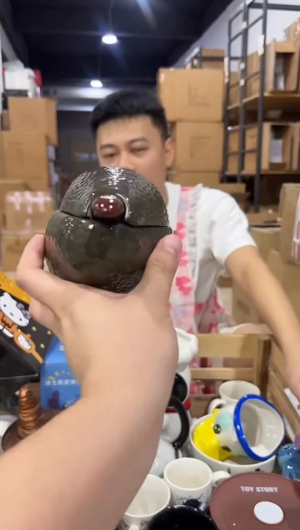 瓷片牛油果带盖碗