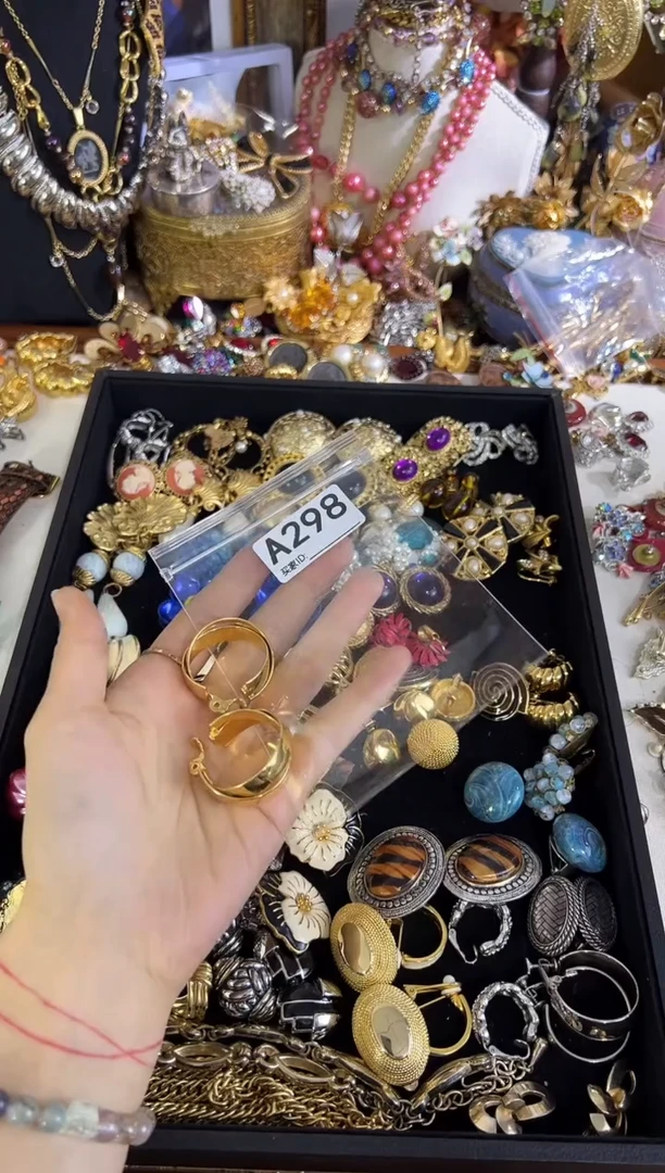 合金无铜合金298 中古首饰都有瑕疵 请确认好在拍!