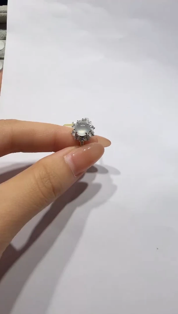 银S925镶嵌戒指翡翠925银镶缅甸A货翡翠戒指