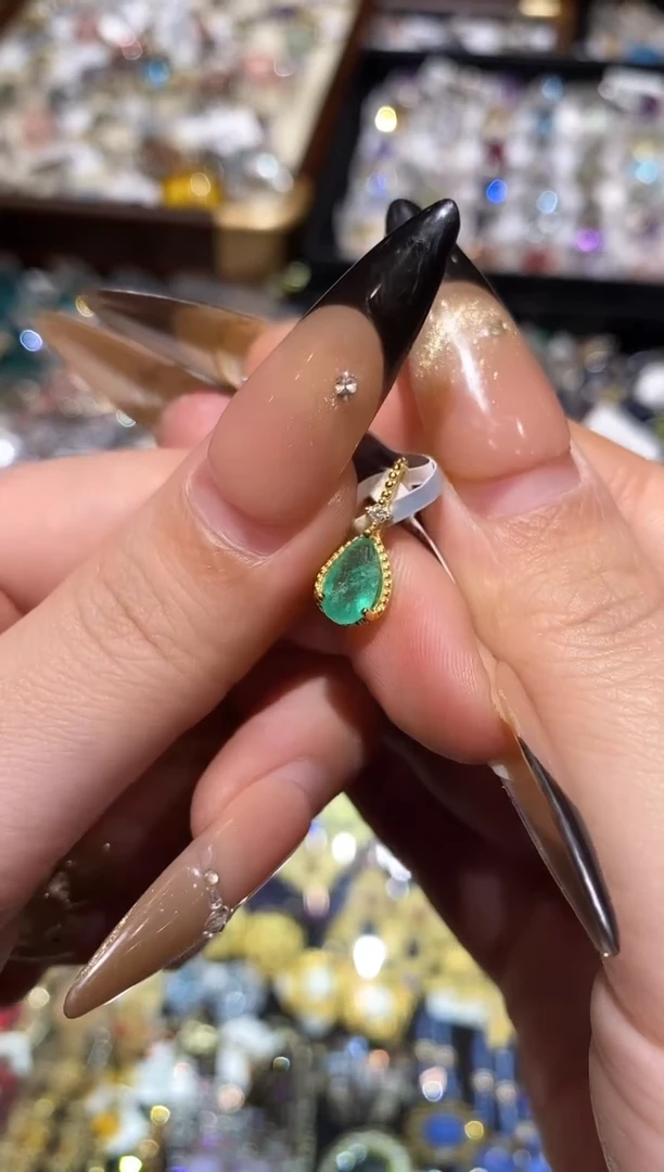 银S925镶嵌戒指祖母绿楚楚珠宝中古甄选不退换