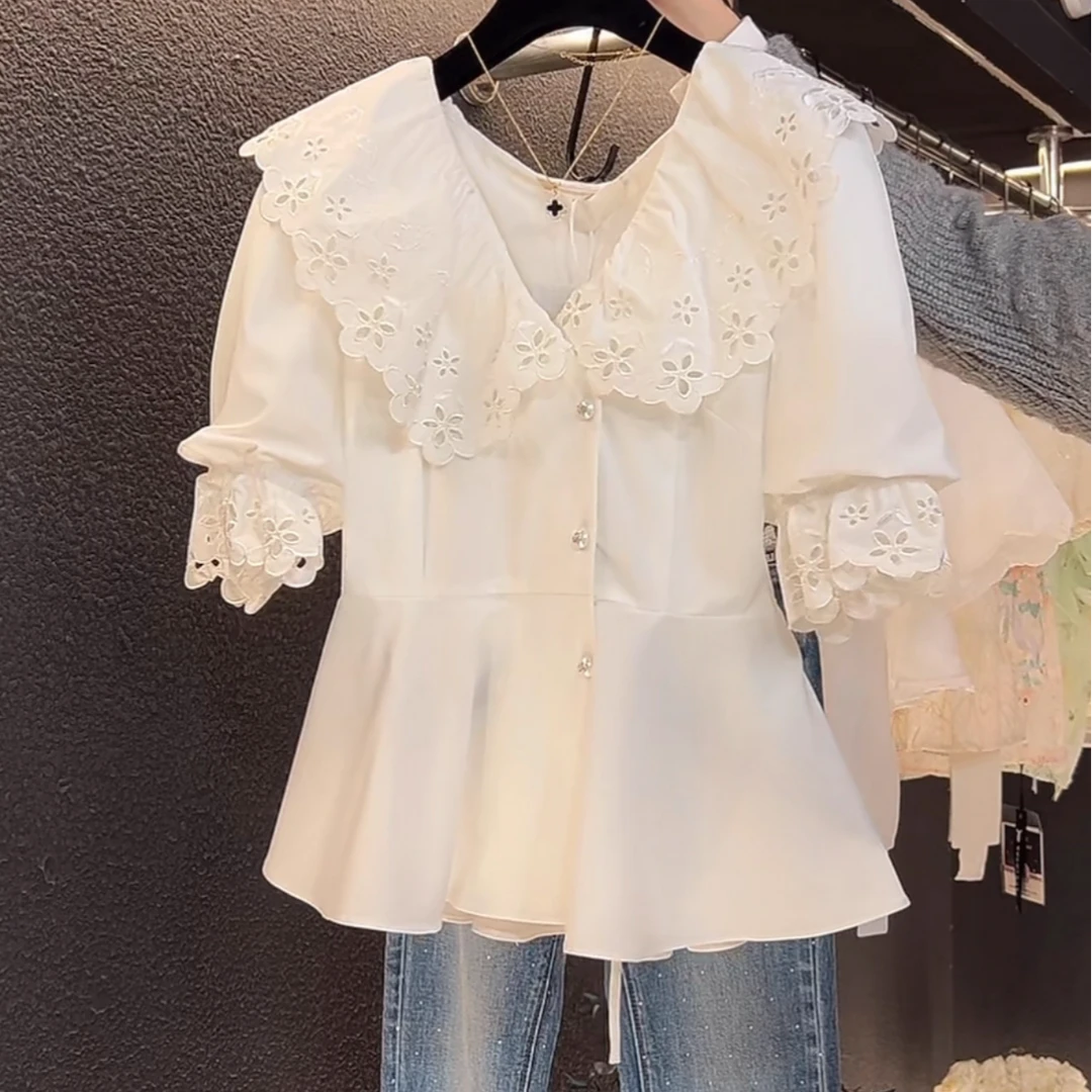 2025夏季法式娃娃领设计感白色衬衫女镂空花朵荷叶边气质百搭上衣