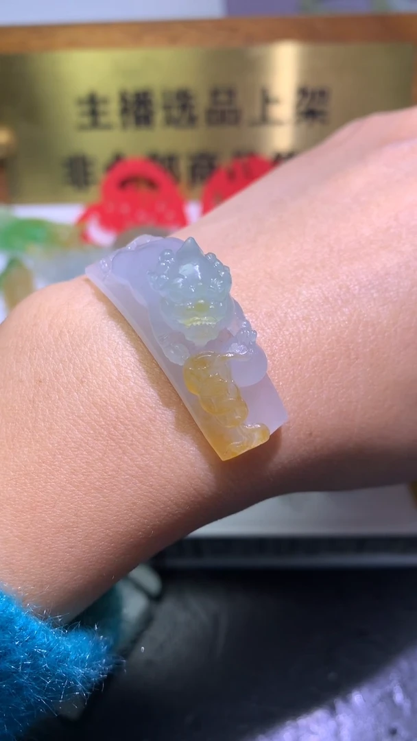 未镶嵌定制翡翠向**?毛货