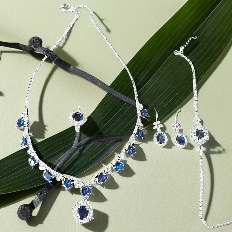 首饰袋 鑫伟达古典奢侈精美首饰赠礼盒多样发其一套链