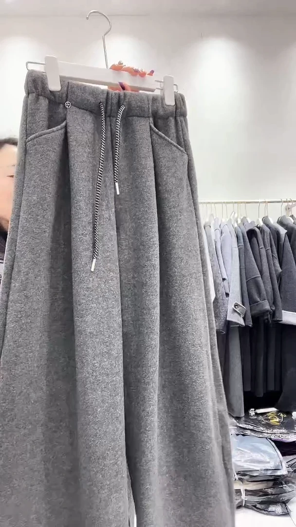 商贸城锦汐里女装批发006