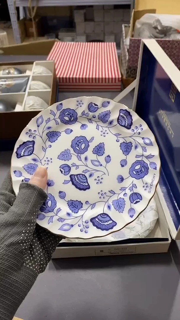 瓷片满38包邮，编号：C652   4只