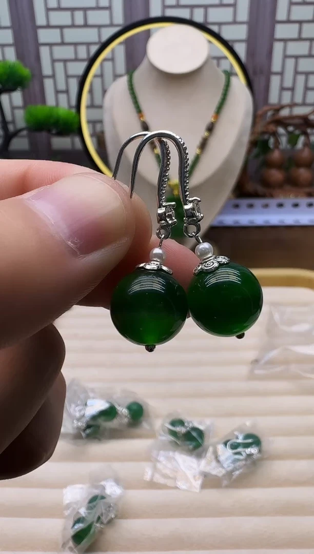 银S925镶嵌耳饰碧玺猫眼E90