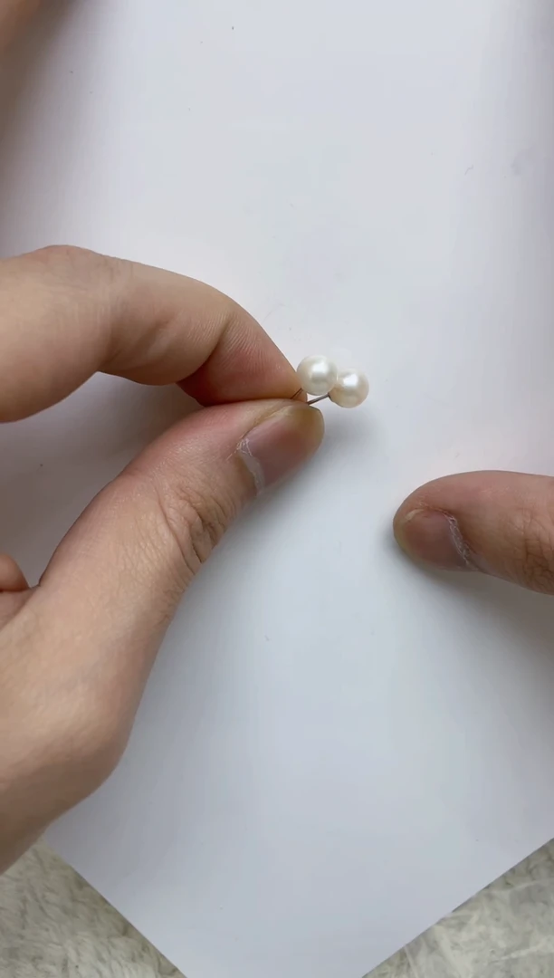 银S925镶嵌耳饰海水珍珠