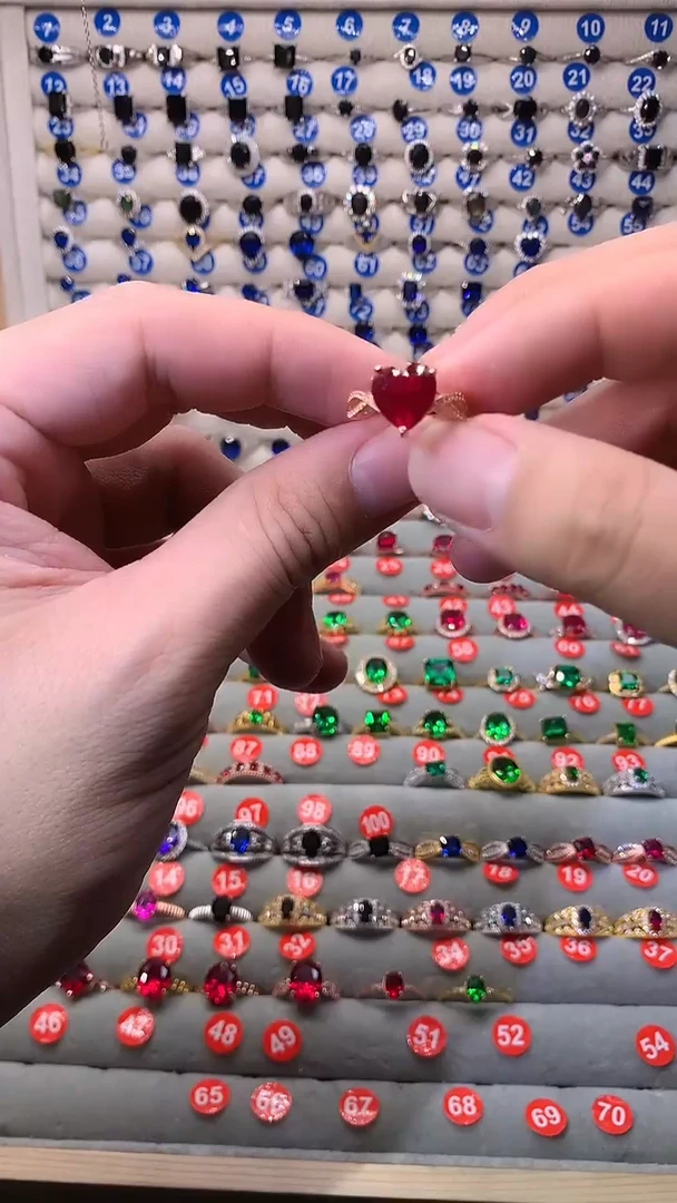 【闪购商品】红宝石戒指银S925镶嵌1111