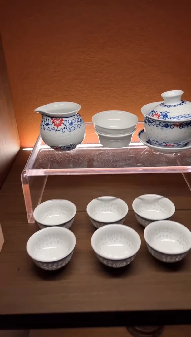 【闪购商品】摆件玲珑釉里红茶具11头