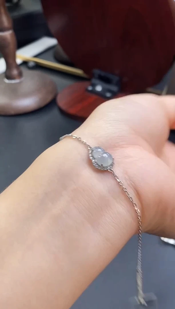 颈饰银S925镶嵌翡翠16652