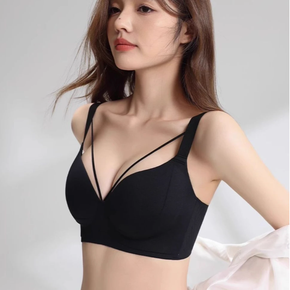 大胸显小内衣女舒适调整型聚拢上托防下垂无痕大码