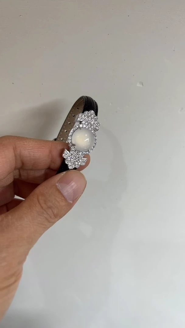 合金手链玛瑙/玉髓翊*手表